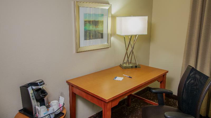 Holiday Inn Express Birmingham Irondale East By Ihg Exterior photo